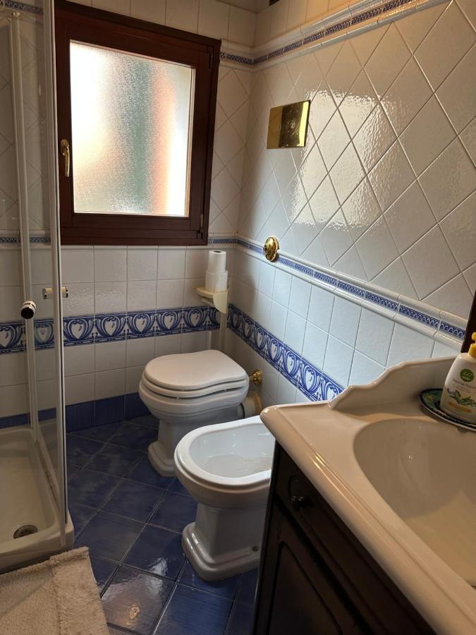 1 Ca'Del Traghetto Family Apartment Venedig Exteriör bild